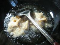 土豆烧素鸡的做法步骤2