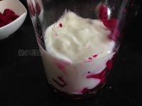 火龙果酸奶冰棍的做法步骤3